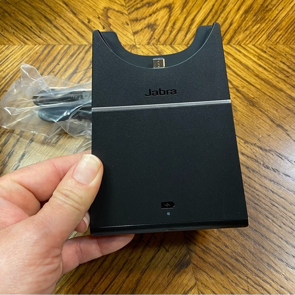 Jabra Evolve 75 Headset Charging Stand - Picture 4 of 10